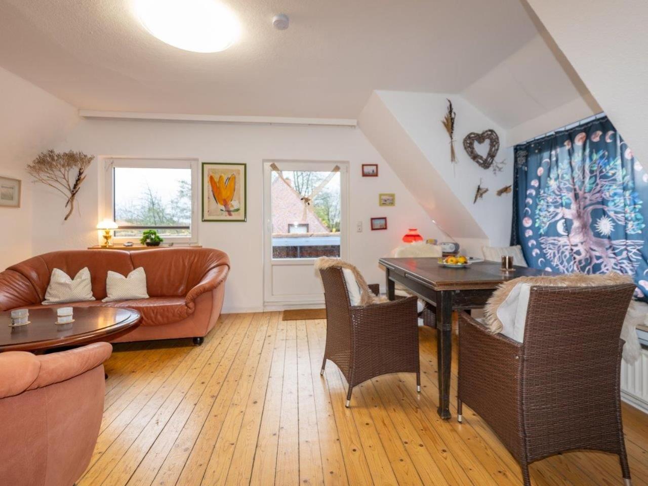 194 Fewo Dat Luetjehuus Mit Dachterrasse Im Ersten Stock Luetjenburg Exterior photo